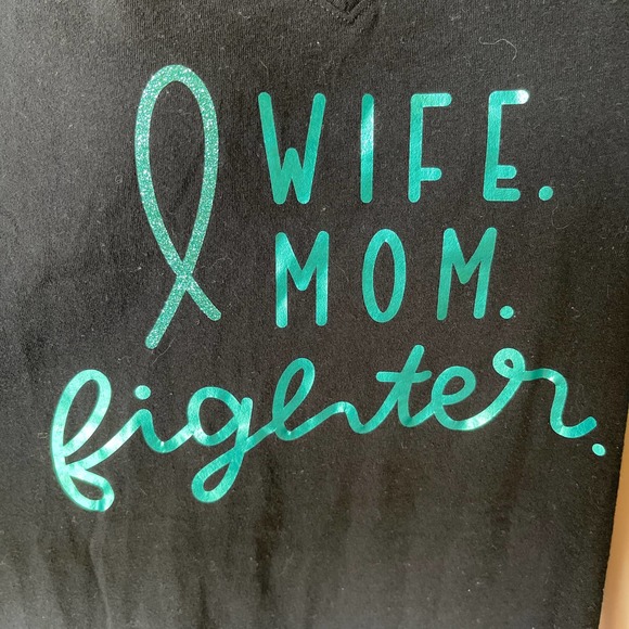 Old Navy Tank Top Black Women Sz XL TALL slightly used - Picture 2 of 8